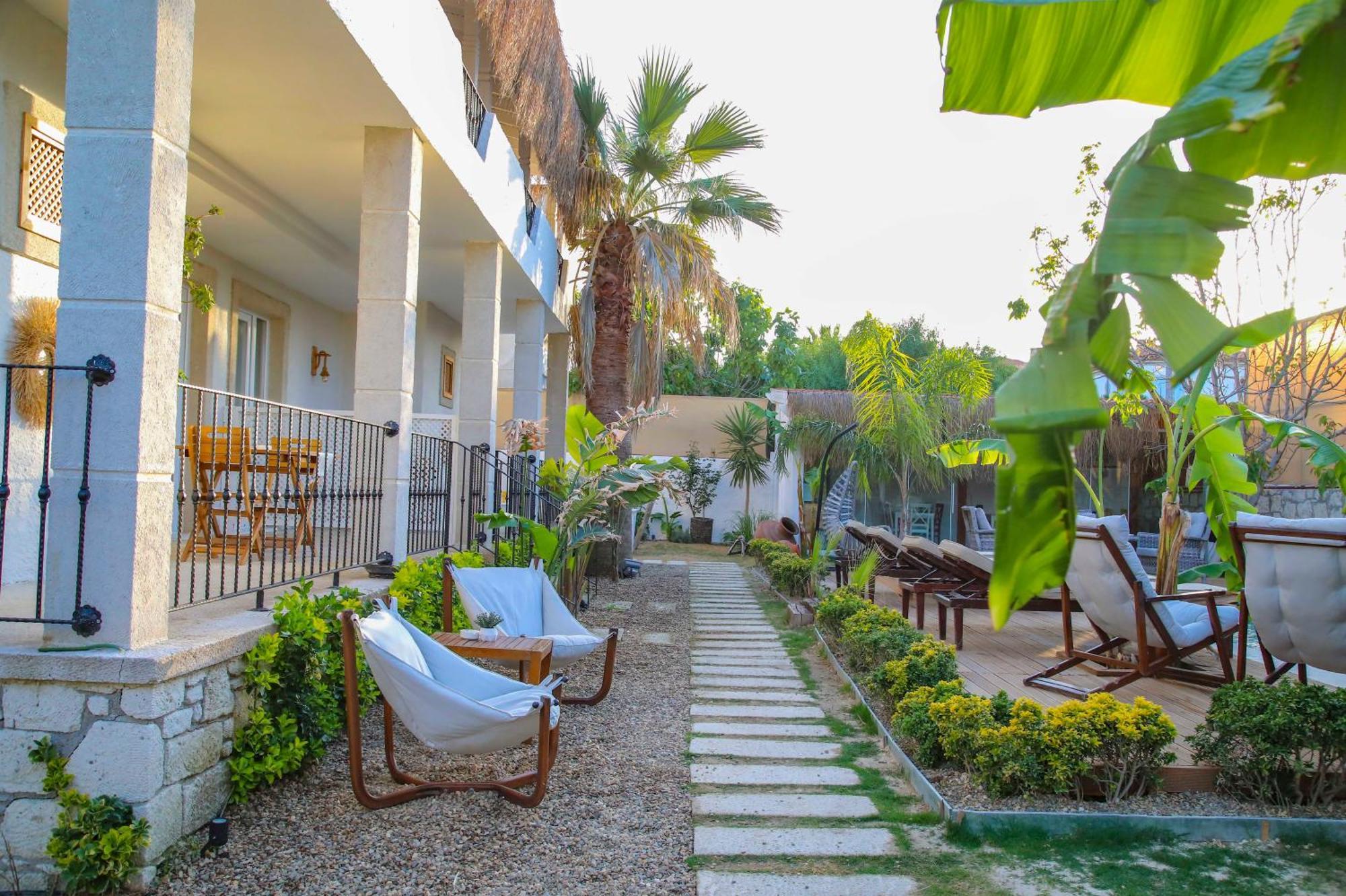 Londia Otel Alacati Exterior photo