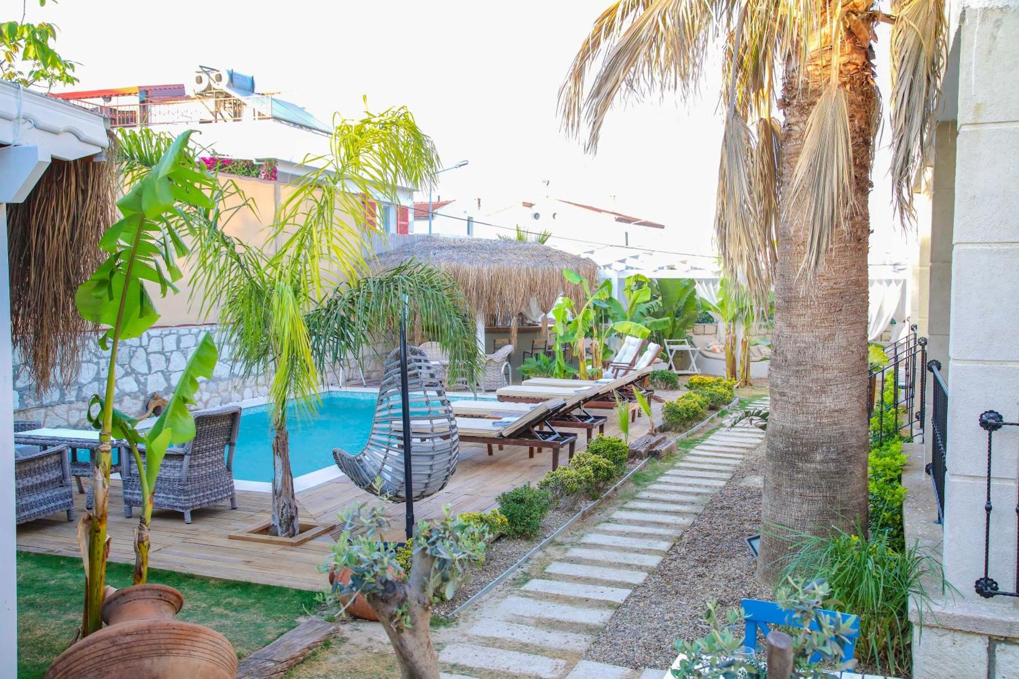 Londia Otel Alacati Exterior photo